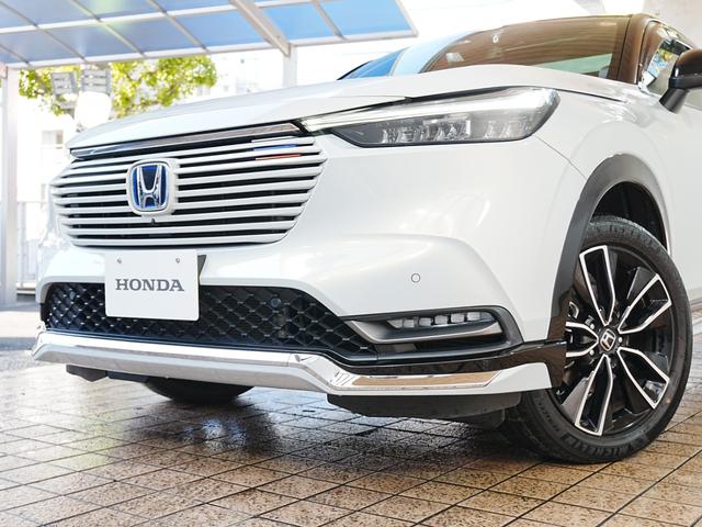 ヴェゼル e:HEV PLaY ディスプレイオーディオ パノラマルーフ フルセグTV Bluetooth 全方位カメラ ハーフレザーシート カープレイ 専用コンビシート ホンダコネクト ステアヒータ プレミアムオーディオ 純正マット(63枚目)