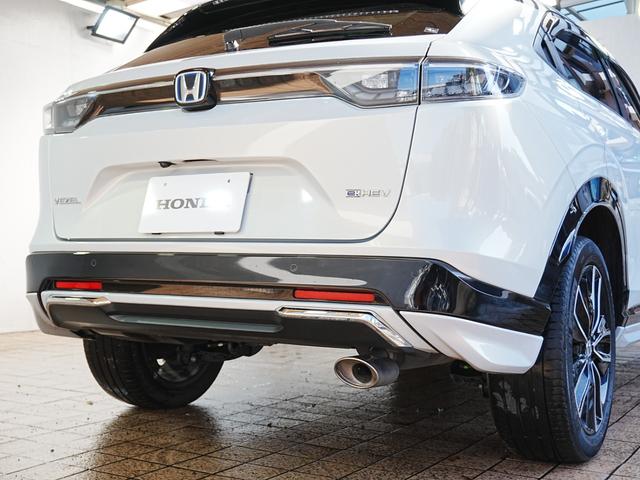 ヴェゼル e:HEV PLaY ディスプレイオーディオ パノラマルーフ フルセグTV Bluetooth 全方位カメラ ハーフレザーシート カープレイ 専用コンビシート ホンダコネクト ステアヒータ プレミアムオーディオ 純正マット(64枚目)