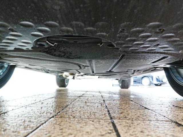 ＮＸ ＮＸ３５０ｈ　バージョンＬ　１オーナー　ユーザー買取　アドバンスドパーク　パノラマサンルーフ　黒革シート　デジタルインナーミラー　置くだけ充電　全席シートヒーター　ステアヒーター　純正２０ＡＷ　パワーバックドア　全方位カメラ（15枚目）