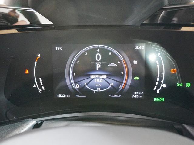 ＮＸ ＮＸ３５０ｈ　バージョンＬ　１オーナー　ユーザー買取　アドバンスドパーク　パノラマサンルーフ　黒革シート　デジタルインナーミラー　置くだけ充電　全席シートヒーター　ステアヒーター　純正２０ＡＷ　パワーバックドア　全方位カメラ（25枚目）