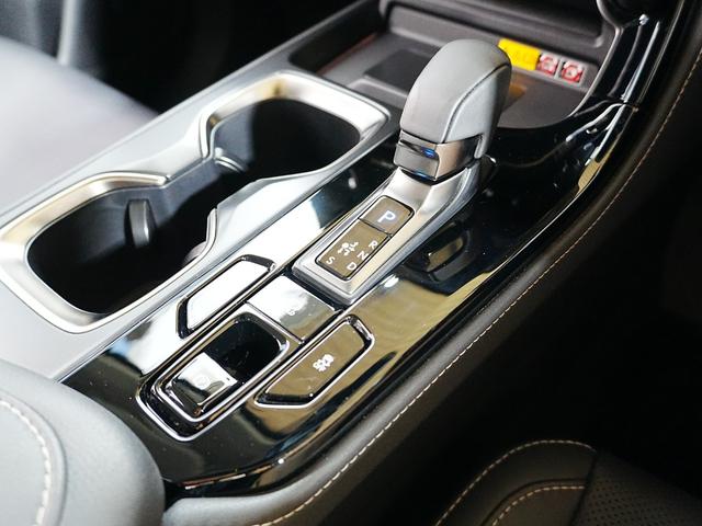 ＮＸ ＮＸ３５０ｈ　バージョンＬ　１オーナー　ユーザー買取　アドバンスドパーク　パノラマサンルーフ　黒革シート　デジタルインナーミラー　置くだけ充電　全席シートヒーター　ステアヒーター　純正２０ＡＷ　パワーバックドア　全方位カメラ（33枚目）