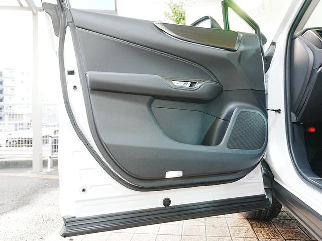 ＮＸ ＮＸ３５０ｈ　バージョンＬ　１オーナー　ユーザー買取　アドバンスドパーク　パノラマサンルーフ　黒革シート　デジタルインナーミラー　置くだけ充電　全席シートヒーター　ステアヒーター　純正２０ＡＷ　パワーバックドア　全方位カメラ（50枚目）