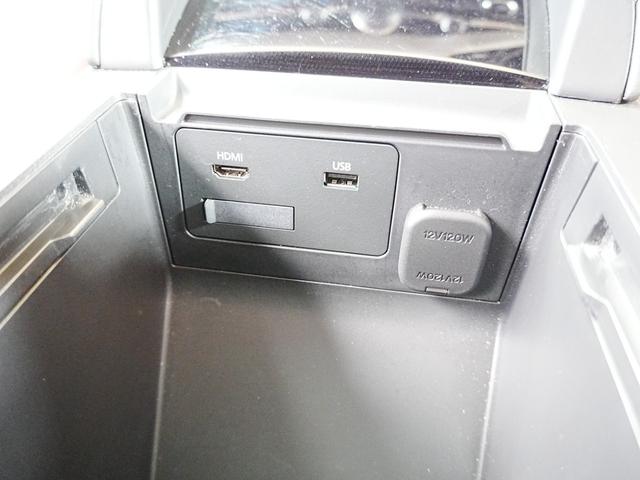 ＭＡＺＤＡ３ファストバック １５Ｓ　１００周年特別記念車　純正ナビ　フルセグＴＶ　Ｂｌｕｅｔｏｏｔｈ　全方位カメラ　シグネチャスタイルＰＫＧ　ユーザー買取　ステアスイッチ　アイドリングストップ　ＢＯＳＥスピーカー　３６０度セーフティＰＫＧ　タワーバー　マット（32枚目）