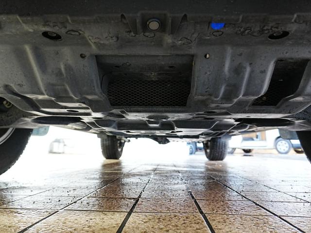 『法令１２か月点検または２４か月点検全車実施しております。指定工場、認証工場基準の交換対象バッテリー・ブレーキパット・オイル類・ＡＣフィルター・ベルト・バルブ・タイヤ等。』安心整備です