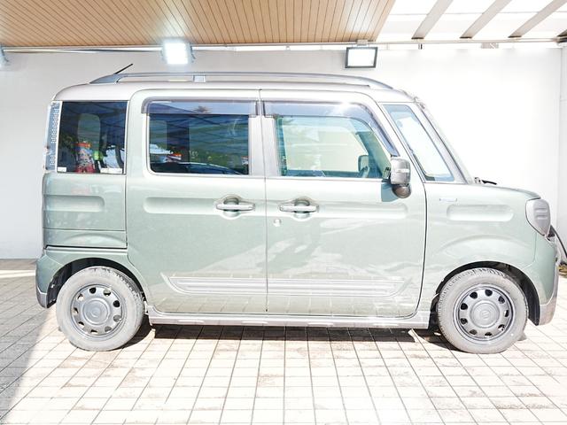 スペーシアギア ハイブリッドＸＺ　全方位カメラ　ＨＵＶ　純正８インチナビ　ナビ連動前後ドライブレコーダー　両側パワースライドドア　クルーズコントロール　シートヒーター　ＬＥＤフォグランプ　パーキングセンサー　衝突軽減　ＥＴＣ（7枚目）