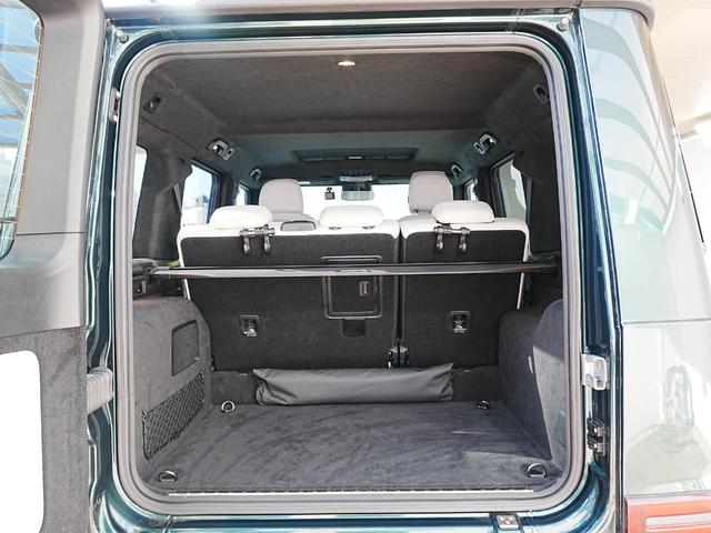 Ｇクラス Ｇ４００ｄ　ＡＭＧライン　マヌファクトゥーアプログラム　ラグジュアリーパッケージ　アダプティングダンピングシステム　ブルメスターサウンド　白本革シート　サンルーフ　全方位カメラ　アンビエントライト　ワンオーナー（11枚目）