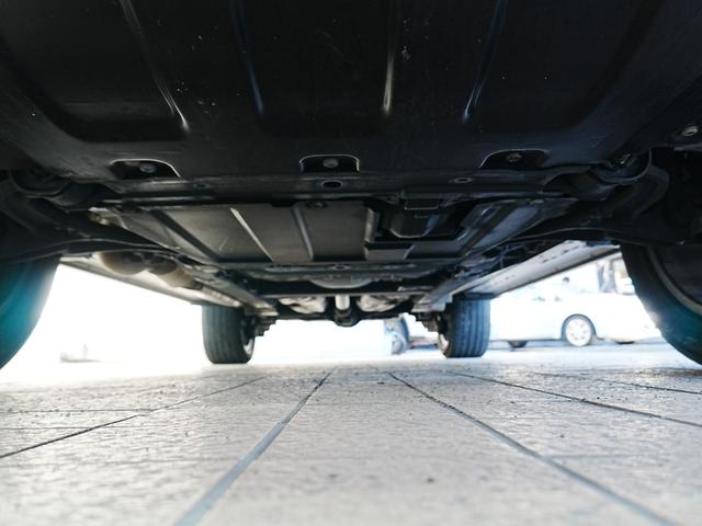 Ｇクラス Ｇ４００ｄ　ＡＭＧライン　マヌファクトゥーアプログラム　ラグジュアリーパッケージ　アダプティングダンピングシステム　ブルメスターサウンド　白本革シート　サンルーフ　全方位カメラ　アンビエントライト　ワンオーナー（68枚目）