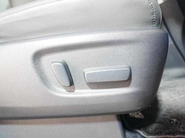 アルファード ２．５Ｓ　Ｃパッケージ　ＪＢＬ　サンルーフ　モデリスタＦ・Ｓエアロ　ＴＲＤリアエアロ　ＴＲＤマフラー　黒革シート　両側パワースライド　パワーバッグドア　リアモニター　ウッドコンビステアリング　ステアヒーター　シートメモリ（40枚目）