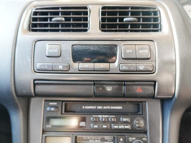 シルビア Ｑ’ｓ　エアロ　後期型　ワンオーナー　修復歴なし　５速マニュアル　純正エアロ　電格ミラー　革巻きステアリング　純正１５インチアルミホイール　純正フロアマット　パワーステアリング　パワーウィンドウ　ＡＢＳ（24枚目）