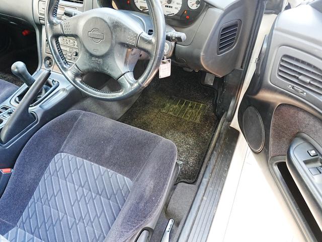 シルビア Ｑ’ｓ　エアロ　後期型　ワンオーナー　修復歴なし　５速マニュアル　純正エアロ　電格ミラー　革巻きステアリング　純正１５インチアルミホイール　純正フロアマット　パワーステアリング　パワーウィンドウ　ＡＢＳ（30枚目）