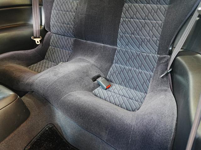 シルビア Ｑ’ｓ　エアロ　後期型　ワンオーナー　修復歴なし　５速マニュアル　純正エアロ　電格ミラー　革巻きステアリング　純正１５インチアルミホイール　純正フロアマット　パワーステアリング　パワーウィンドウ　ＡＢＳ（38枚目）