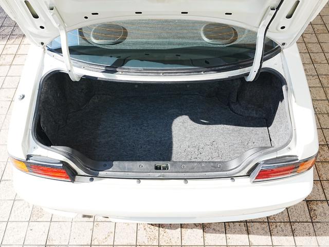 シルビア Ｑ’ｓ　エアロ　後期型　ワンオーナー　修復歴なし　５速マニュアル　純正エアロ　電格ミラー　革巻きステアリング　純正１５インチアルミホイール　純正フロアマット　パワーステアリング　パワーウィンドウ　ＡＢＳ（39枚目）