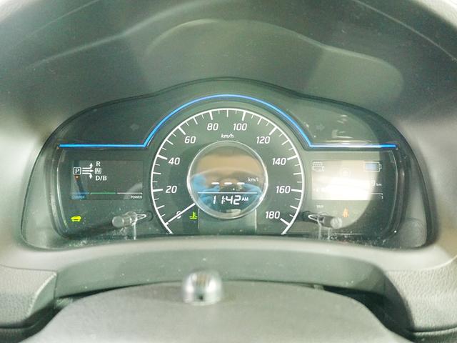 ノート ｅ－パワー　Ｘ　純正７インチナビ　フルセグＴＶ　全方位カメラ　デジタルインナーミラー　踏み間違い防止装置　純正マット　ドアバイザー　レーンキープアシスト　レベライザー　ステアスイッチ　スマートキー　プッシュスタート（24枚目）