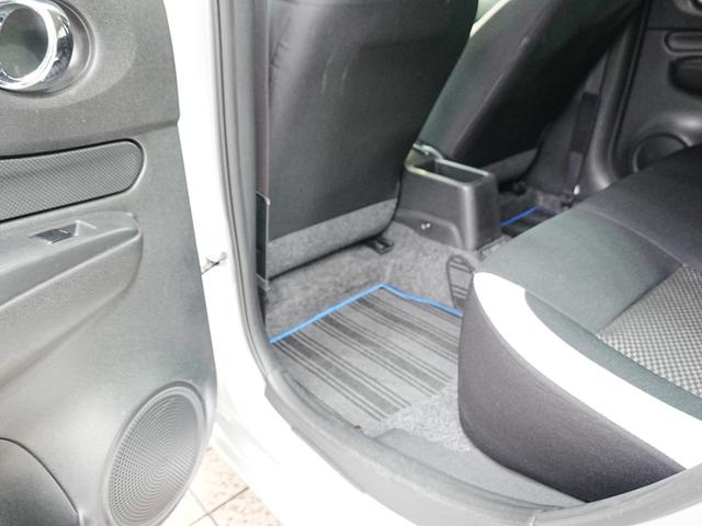 ノート ｅ－パワー　Ｘ　純正７インチナビ　フルセグＴＶ　全方位カメラ　デジタルインナーミラー　踏み間違い防止装置　純正マット　ドアバイザー　レーンキープアシスト　レベライザー　ステアスイッチ　スマートキー　プッシュスタート（45枚目）