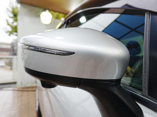 ノート ｅ－パワー　Ｘ　純正７インチナビ　フルセグＴＶ　全方位カメラ　デジタルインナーミラー　踏み間違い防止装置　純正マット　ドアバイザー　レーンキープアシスト　レベライザー　ステアスイッチ　スマートキー　プッシュスタート（52枚目）