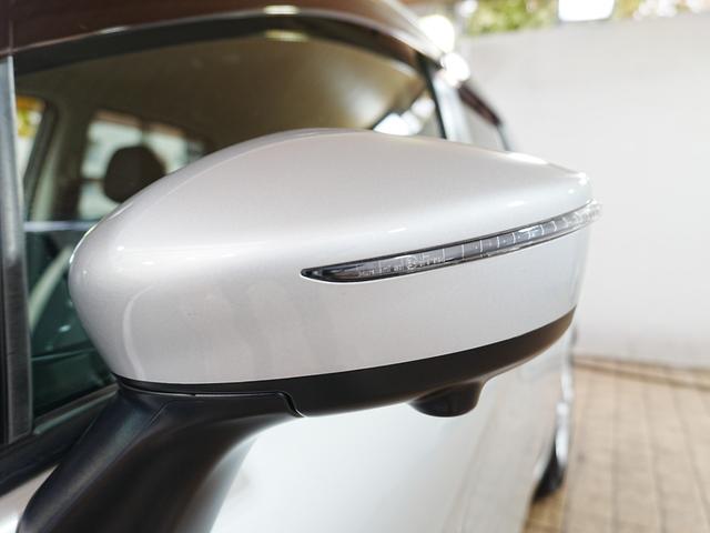 ノート ｅ－パワー　Ｘ　純正７インチナビ　フルセグＴＶ　全方位カメラ　デジタルインナーミラー　踏み間違い防止装置　純正マット　ドアバイザー　レーンキープアシスト　レベライザー　ステアスイッチ　スマートキー　プッシュスタート（53枚目）