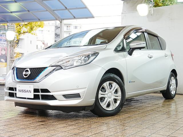 ノート ｅ－パワー　Ｘ　純正７インチナビ　フルセグＴＶ　全方位カメラ　デジタルインナーミラー　踏み間違い防止装置　純正マット　ドアバイザー　レーンキープアシスト　レベライザー　ステアスイッチ　スマートキー　プッシュスタート（63枚目）