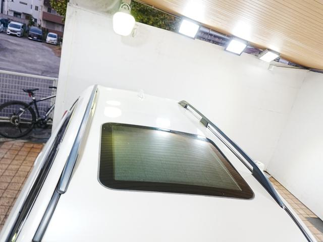 フォレスター プレミアム　純正ナビ　フルセグテレビ　前席ヒーシーター　パワーバッグドア　ルーフレール　ＳＴＩリップスポイラー　アイドリングストップ　ステアスイッチ　パドルシフト　Ｐスタート　スマートキー　ステアヒーター　ＥＴＣ（13枚目）