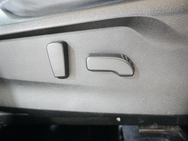 フォレスター プレミアム　純正ナビ　フルセグテレビ　前席ヒーシーター　パワーバッグドア　ルーフレール　ＳＴＩリップスポイラー　アイドリングストップ　ステアスイッチ　パドルシフト　Ｐスタート　スマートキー　ステアヒーター　ＥＴＣ（42枚目）