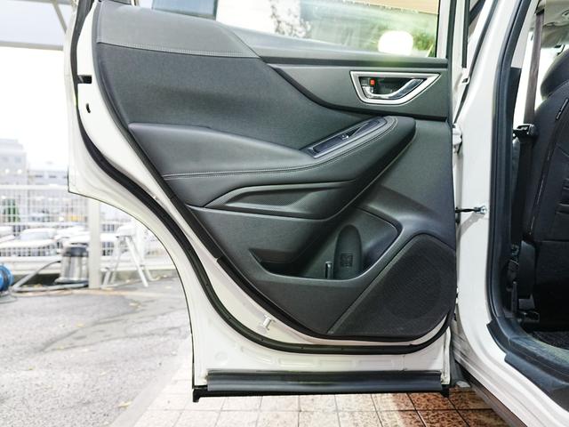 フォレスター プレミアム　純正ナビ　フルセグテレビ　前席ヒーシーター　パワーバッグドア　ルーフレール　ＳＴＩリップスポイラー　アイドリングストップ　ステアスイッチ　パドルシフト　Ｐスタート　スマートキー　ステアヒーター　ＥＴＣ（56枚目）