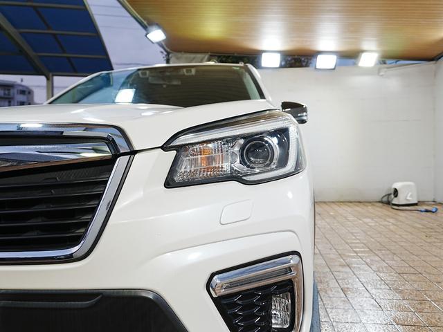 フォレスター プレミアム　純正ナビ　フルセグテレビ　前席ヒーシーター　パワーバッグドア　ルーフレール　ＳＴＩリップスポイラー　アイドリングストップ　ステアスイッチ　パドルシフト　Ｐスタート　スマートキー　ステアヒーター　ＥＴＣ（61枚目）