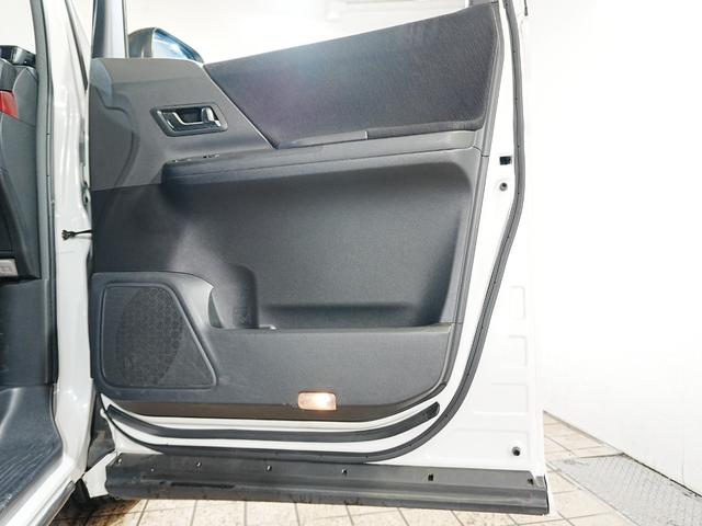 ヴェルファイア ２．４Ｚ　８人乗り　ＨＤＤナビ　ワンセグＴＶ　Ｂカメラ　リアモニター　左側パワースライド　コーナーセンサー　ユーザー買取　フォグランプ　ＤＶＤ　ＨＩＤヘッドライト　プッシュスタート　スマートキー　ＥＴＣ（33枚目）