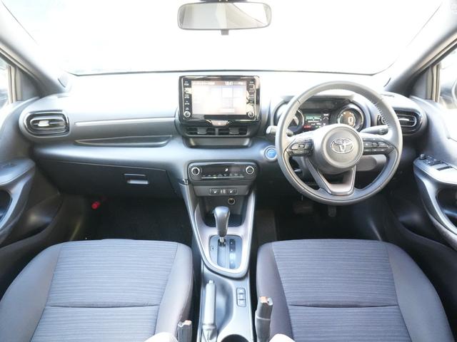 ヤリス ハイブリッドZ ワンオーナー 純正ディスプレーオーディオ バックカメラ シートヒーター フロアマット ドアバイザー LEDライト シートヒーター ソナーセンサー 衝突軽減 LKA BSM AHB クルーズコントロール(6枚目)