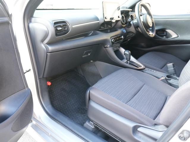 ヤリス ハイブリッドZ ワンオーナー 純正ディスプレーオーディオ バックカメラ シートヒーター フロアマット ドアバイザー LEDライト シートヒーター ソナーセンサー 衝突軽減 LKA BSM AHB クルーズコントロール(41枚目)