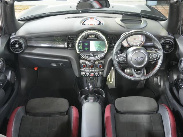 MINI ジョンクーパーワークス コンバーチブル 純正18インチ ソナーセンサー シートヒーター ヘッドアップディスプレー レーダークルーズ 純正HDDナビ バックカメラ ETC2.0 衝突軽減 AHB スマートキー2個 ドライブレコーダー LED(6枚目)