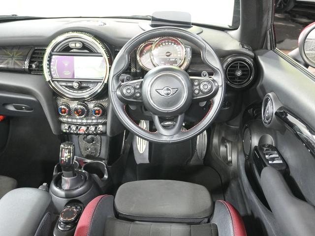 MINI ジョンクーパーワークス コンバーチブル 純正18インチ ソナーセンサー シートヒーター ヘッドアップディスプレー レーダークルーズ 純正HDDナビ バックカメラ ETC2.0 衝突軽減 AHB スマートキー2個 ドライブレコーダー LED(7枚目)