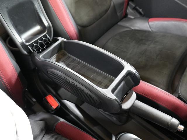 MINI ジョンクーパーワークス コンバーチブル 純正18インチ ソナーセンサー シートヒーター ヘッドアップディスプレー レーダークルーズ 純正HDDナビ バックカメラ ETC2.0 衝突軽減 AHB スマートキー2個 ドライブレコーダー LED(26枚目)