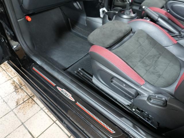 MINI ジョンクーパーワークス コンバーチブル 純正18インチ ソナーセンサー シートヒーター ヘッドアップディスプレー レーダークルーズ 純正HDDナビ バックカメラ ETC2.0 衝突軽減 AHB スマートキー2個 ドライブレコーダー LED(54枚目)