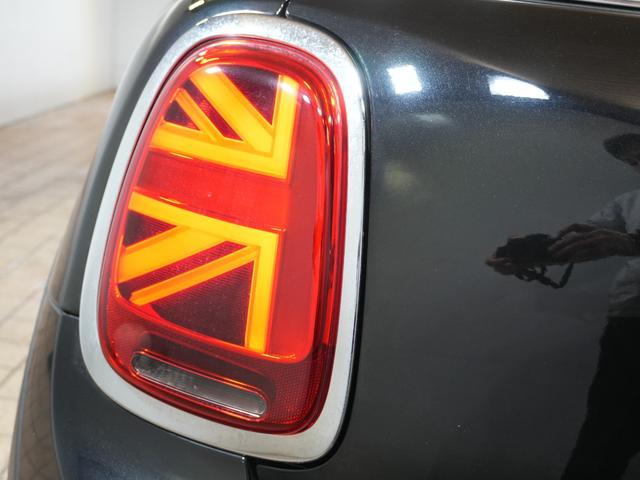 MINI ジョンクーパーワークス コンバーチブル 純正18インチ ソナーセンサー シートヒーター ヘッドアップディスプレー レーダークルーズ 純正HDDナビ バックカメラ ETC2.0 衝突軽減 AHB スマートキー2個 ドライブレコーダー LED(63枚目)