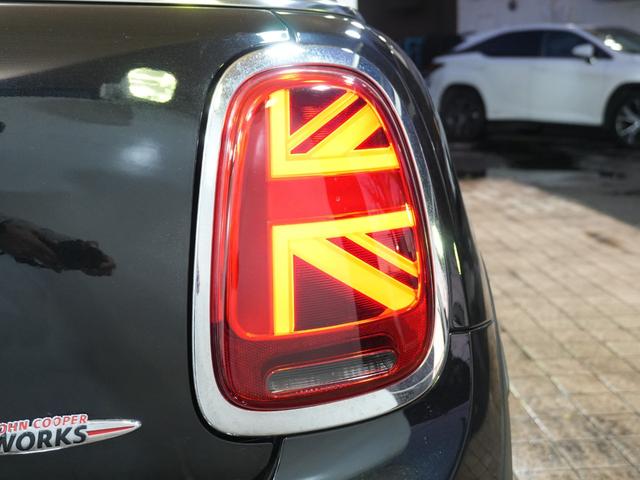 MINI ジョンクーパーワークス コンバーチブル 純正18インチ ソナーセンサー シートヒーター ヘッドアップディスプレー レーダークルーズ 純正HDDナビ バックカメラ ETC2.0 衝突軽減 AHB スマートキー2個 ドライブレコーダー LED(64枚目)
