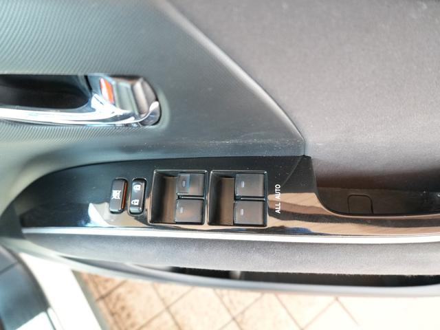 エスティマ アエラス 1オーナ車 左右パワースライドドア 純正ナビフルセグテレビ 純正FDモニター 純正18インチアルミホイール 記録薄 純正フロアマット Pスタート クルーズコントロール Bluetooth DVD(36枚目)