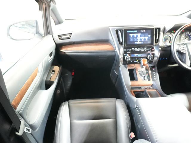 アルファードハイブリッド エグゼクティブラウンジ JBL 純正ナビ フルセグTV 黒革シート 全方位カメラ FDモニター AC100V ステアヒーター プリクラ 純正マッド 純正バイザー シートメモリ ワンオーナー 記録簿完備 ディーラー整備車(13枚目)