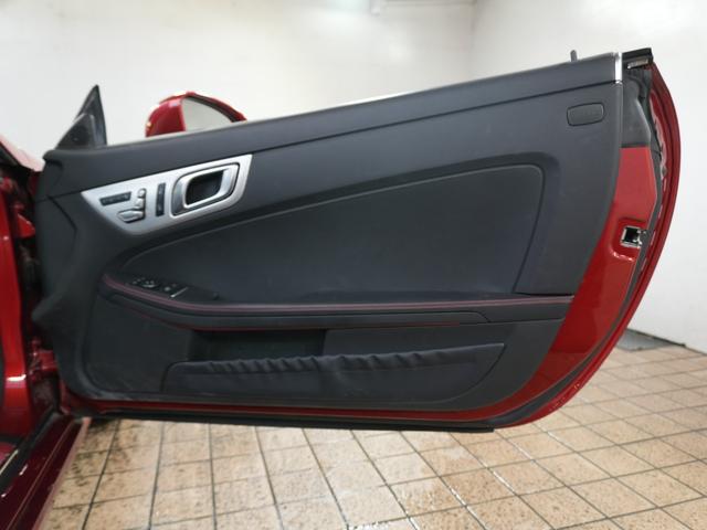SLC SLC180 スポーツ 1オーナー 禁煙車 黒革シート 純正ナビフルセグTV 黒革パワーシート バックカメラ 純正18AW シートヒーター ETC2.0 LKA BSM 追従式クルコン パドルシフト 保証書 取説 スマキ2本(43枚目)