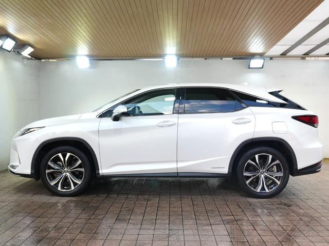 RX RX450h バージョンL サンルーフ ナビ フルセグ 全方位カメラ 黒本革シート HUD パワーバックドア シートヒーター ベンチレーション ステアリングヒーター 純正フロントドラレコ スマートキー2つ カードキー(8枚目)