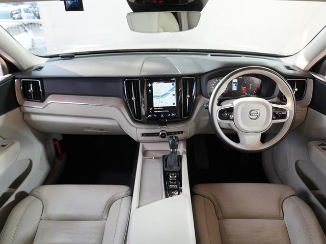 XC60 D4 AWD インスクリプション ワンオーナー 白革シート ヘッドアップディスプレー パークアシスト 純HDDナビ フルセグTV 純19AW エアシート シートヒーター 衝突軽減 LKA BSM AHB レーダーC ドラレコ スマキ(6枚目)