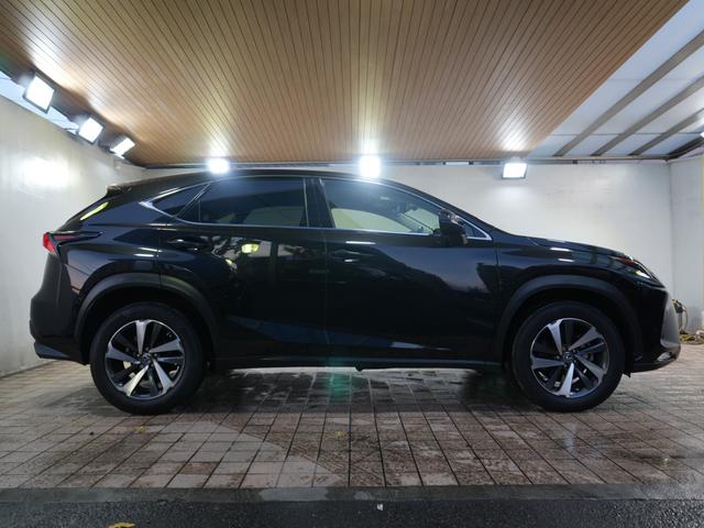 NX NX300 バージョンL 純正ナビ バックカメラ フルセグTV Bluetooth 本革シート ワンオーナー パワーシート シートヒーター シートエアコン ステアスイッチ パドルシフト ステアヒーター プッシュスタート(8枚目)