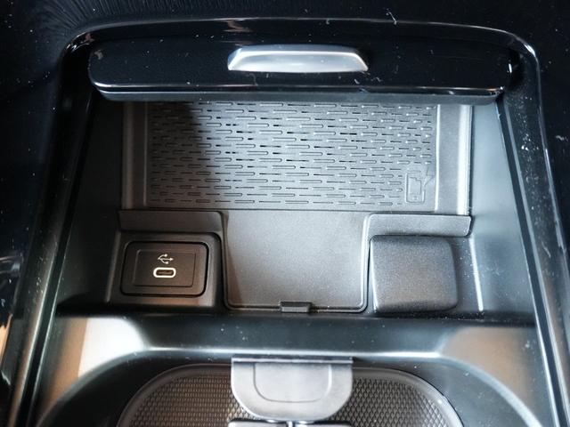 GLAクラス GLA200d 4マチック AMGラインパッケージ AMGラインパッケージ 黒ハーフレザー 純正ナビ 全方位カメラ フルセグテレビ Bluetooth アクティブブレーキアシスト レーンアシスト ブラウンドスポットアシスト ステアリングアシスト ETC(30枚目)