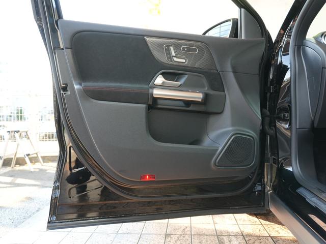 GLAクラス GLA200d 4マチック AMGラインパッケージ AMGラインパッケージ 黒ハーフレザー 純正ナビ 全方位カメラ フルセグテレビ Bluetooth アクティブブレーキアシスト レーンアシスト ブラウンドスポットアシスト ステアリングアシスト ETC(44枚目)