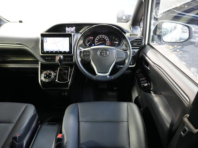 エスクァイア Gi サンルーフ 純正ナビ フルセグTV 前後コーナーセンサ プリクラ レーンキープアシスト 前席シートヒーター バックカメラ 純正マッド ステアスイッチ ETC2.0 Bluetooth ディーラー整備車(12枚目)