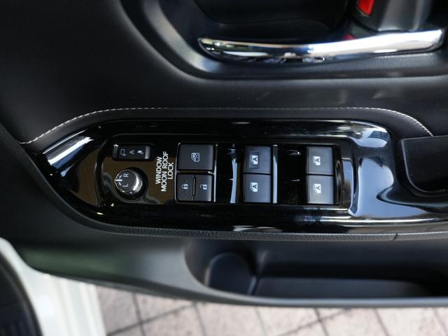 エスクァイア Gi サンルーフ 純正ナビ フルセグTV 前後コーナーセンサ プリクラ レーンキープアシスト 前席シートヒーター バックカメラ 純正マッド ステアスイッチ ETC2.0 Bluetooth ディーラー整備車(27枚目)