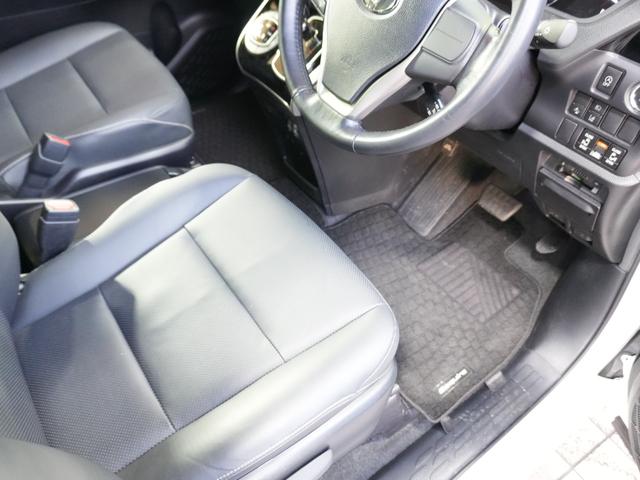 エスクァイア Gi サンルーフ 純正ナビ フルセグTV 前後コーナーセンサ プリクラ レーンキープアシスト 前席シートヒーター バックカメラ 純正マッド ステアスイッチ ETC2.0 Bluetooth ディーラー整備車(29枚目)