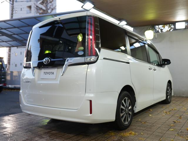 エスクァイア Gi サンルーフ 純正ナビ フルセグTV 前後コーナーセンサ プリクラ レーンキープアシスト 前席シートヒーター バックカメラ 純正マッド ステアスイッチ ETC2.0 Bluetooth ディーラー整備車(68枚目)