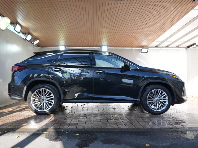 RX RX300 バージョンL 1オーナー サンルーフ 純正ナビ フルセグTV ヘッドアップディスプレイ 黒革シート 純正インチアルミホイール 運転席メモリーシート ステアヒーター ドラレコ BSM LTA PCS PKSA RSA(7枚目)