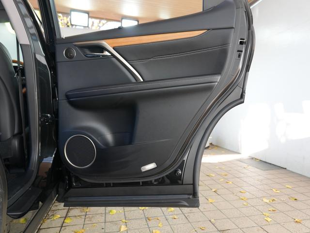 RX RX300 バージョンL 1オーナー サンルーフ 純正ナビ フルセグTV ヘッドアップディスプレイ 黒革シート 純正インチアルミホイール 運転席メモリーシート ステアヒーター ドラレコ BSM LTA PCS PKSA RSA(50枚目)