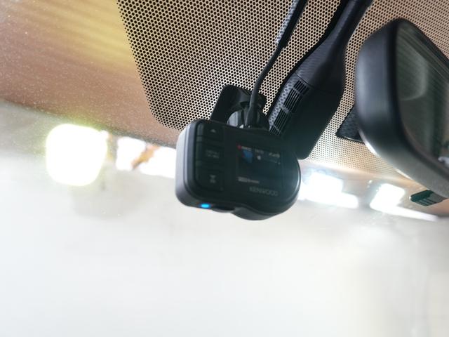 エスクァイア ハイブリッドGi 純正ナビ フルセグテレビ バックカメラ 両側パワースライドドア ユーザー買取 アルパインFDモニター 黒革シート シートヒーター 純正フロアマット 純正ドアバイザー LEDヘッドライト ETC DVD(36枚目)