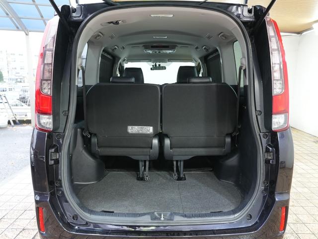 エスクァイア ハイブリッドGi 純正ナビ フルセグテレビ バックカメラ 両側パワースライドドア ユーザー買取 アルパインFDモニター 黒革シート シートヒーター 純正フロアマット 純正ドアバイザー LEDヘッドライト ETC DVD(54枚目)